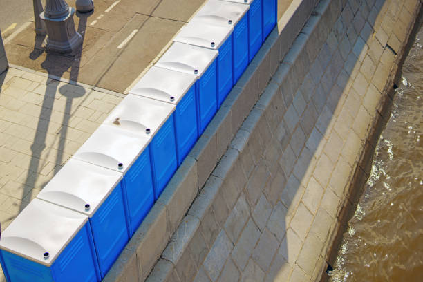 Types of Portable Toilets We Offer in Kingston, RI